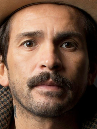 Johnny Ramírez llega a México con su técnica de coloración de apariencia natural y patentada "Lived in Color"