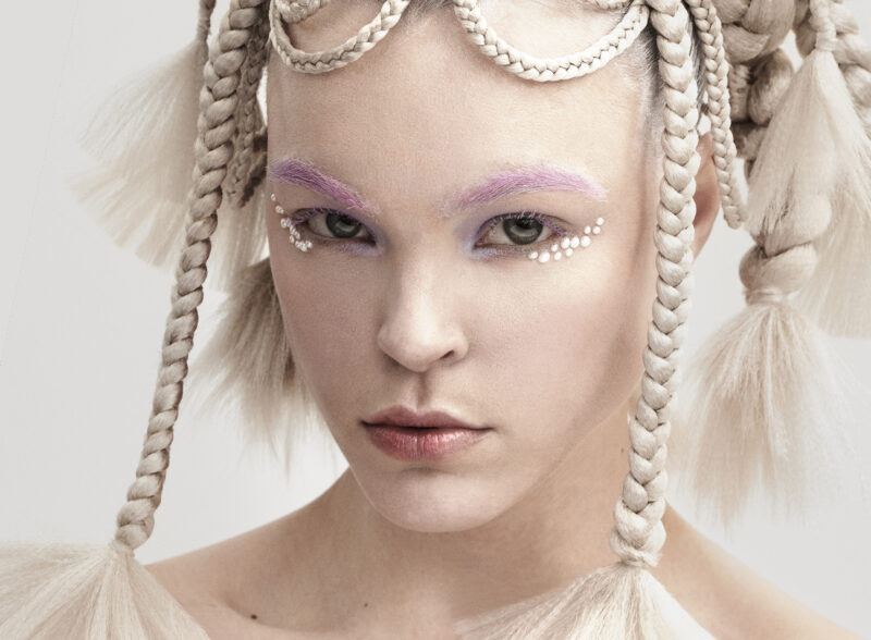 Makeover, alto peinado, editorial, vanguardia, trenzas, recogidos, glamoroso, rubio, platino, alternativo,