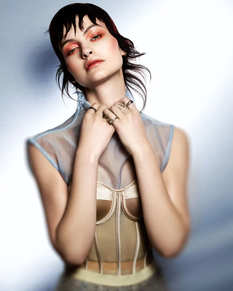 Audace, Anna Pacito, John Rawson, looks femeninos, looks comerciales, corte de pelo, moda para el pelo, castaño, lacio, fleco, corto,