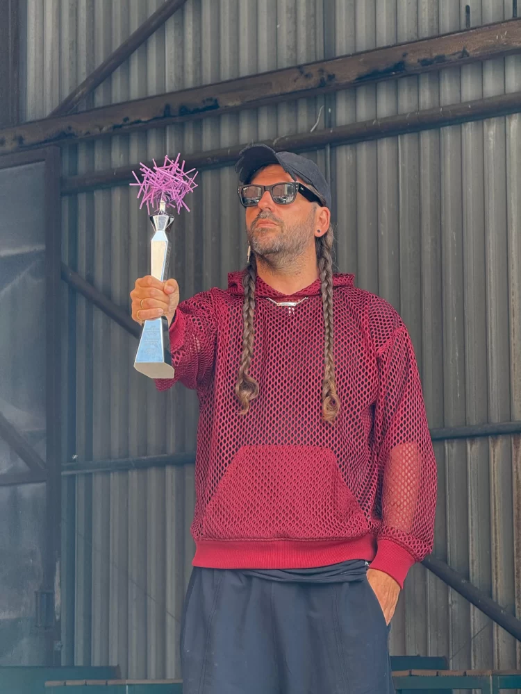 JorgeX, X-Presion, Quantum hAIr, recibe premio al peluquero del año 2025 en el International Hairdressing Awards, IHA,