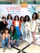 Grupo de influencers y embajadoras junto a representantes de Cantu en el lanzamiento de Cantu Weightless en Ciudad de México